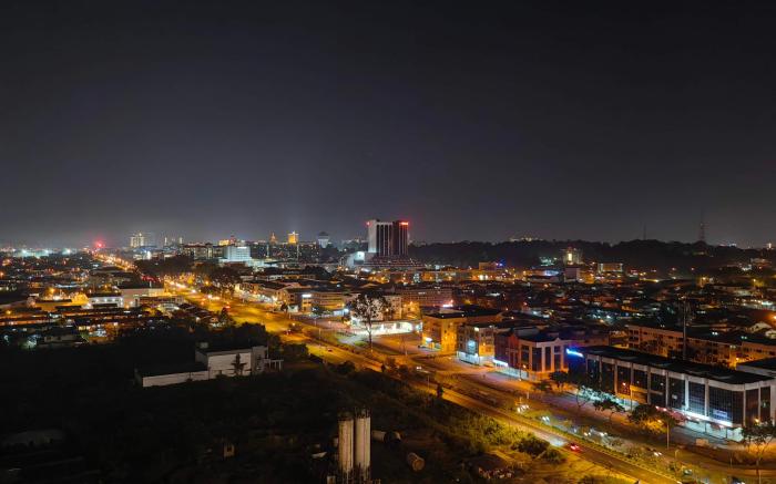 Kuching AEON Mall The PODIUM  HomeStay D175 @ 8PAX