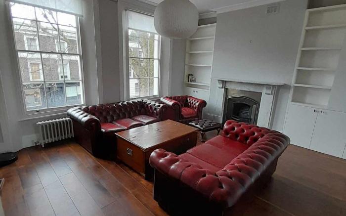Victorian rooms in the heart of Angel