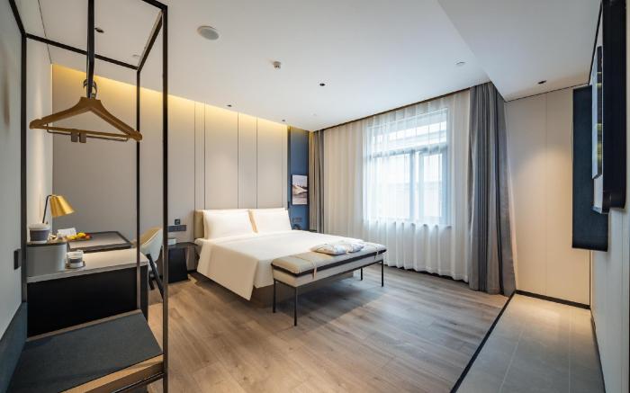 Atour Hotel Shanghai Xuhui Huajing