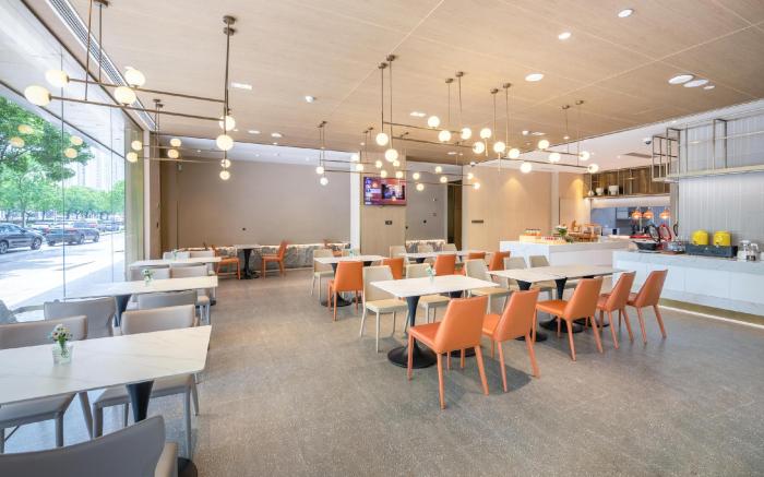 Atour X Hotel Shanghai Jinshan Wanda Plaza City Beach