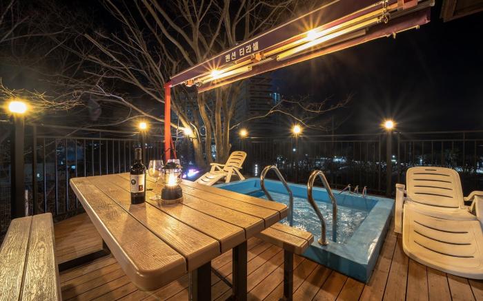 Boryeong Thirasel Pension