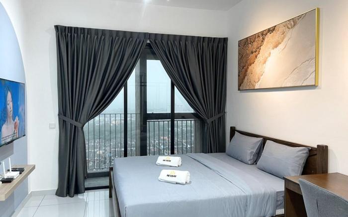 SkyTree Dualkeys Studio Apartment R1 | Bukit Indah