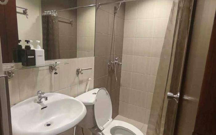Spacious Studio Apartment B502