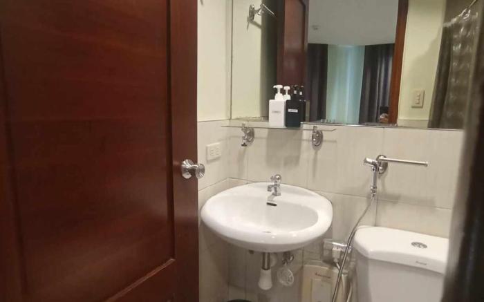 Spacious Studio Apartment B506