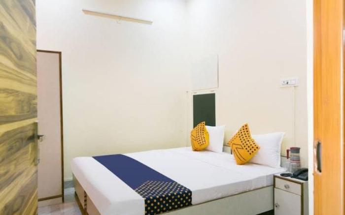 Goroomgo Mahadeva Homes Guest House Prayagraj