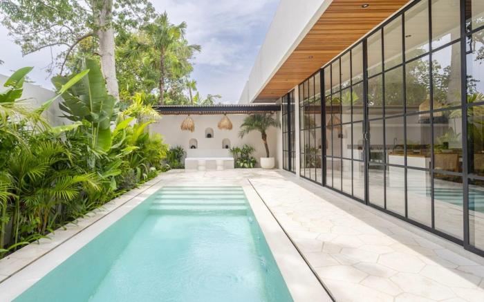 Luxurious Two-bedroom Villa