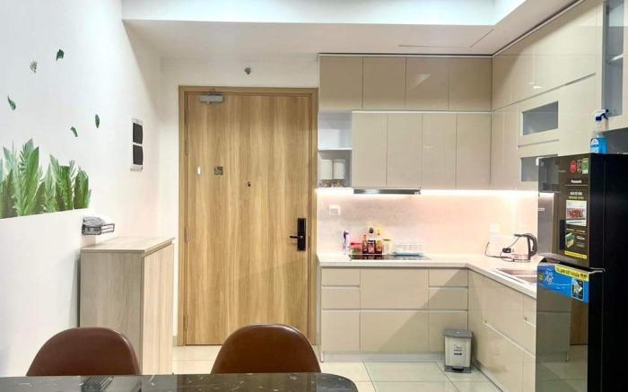 2 bedroom 2 bathroom apartment near the airport