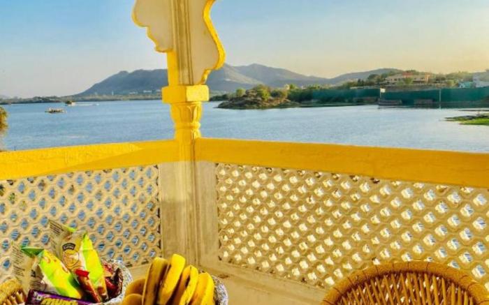 Hotel Vallabh with lake facing balcony
