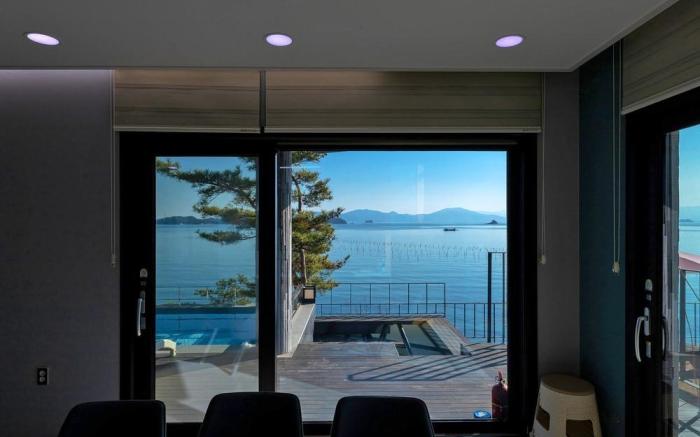 Sacheon Bileong Pool Villa Pension