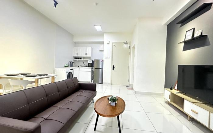 Simple Mont Kiara, 1B1B, 4.5 Pax, Mitec Matrade