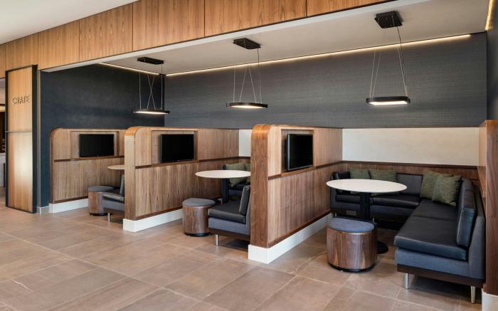 Courtyard by Marriott Bettendorf