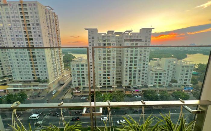 The Ascentia | Scandinavian apartment | SECC, Mall