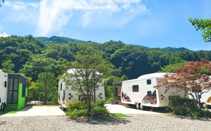 Muju camping Caravan