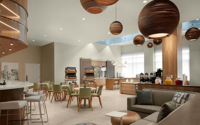 Element Charlotte Uptown