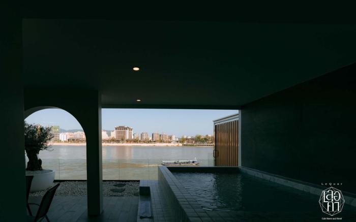 Le Quar Cafe Bistro Bed & Breakfast