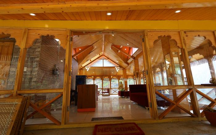 Tirthan village resort