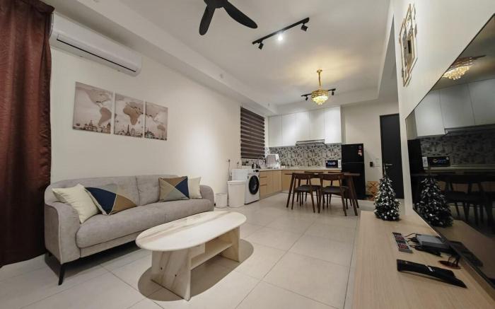 Cityscape Haven | Urban Suites by Ocean Luxe