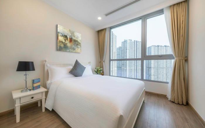3 Bedroom Apartment Suites - Vinhomes Central Park