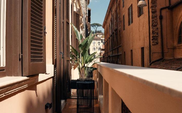 The Flow - Via Del Corso