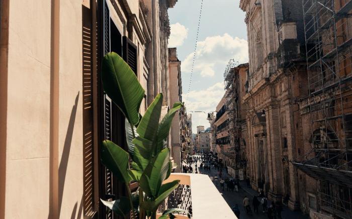 The Flow - Via Del Corso