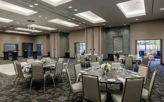 Archer Hotel Boston/Burlington