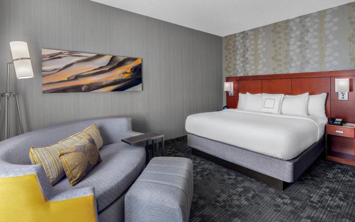Courtyard by Marriott Pittsburgh Airport