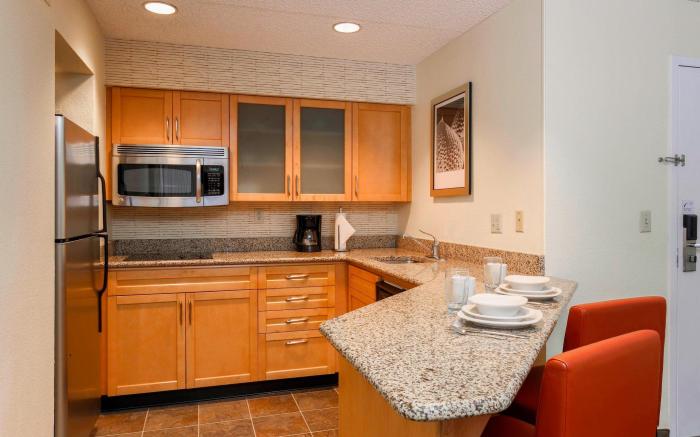 Residence Inn by Marriott Bakersfield