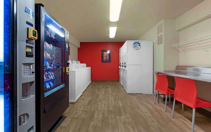 Studio 6 Extended Stay Sacramento  Arden Way   CA