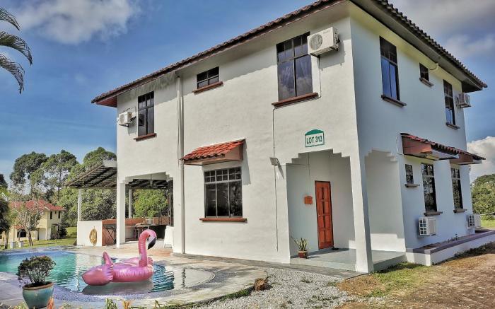 Yussy Homestay at Afamosa Bungalow