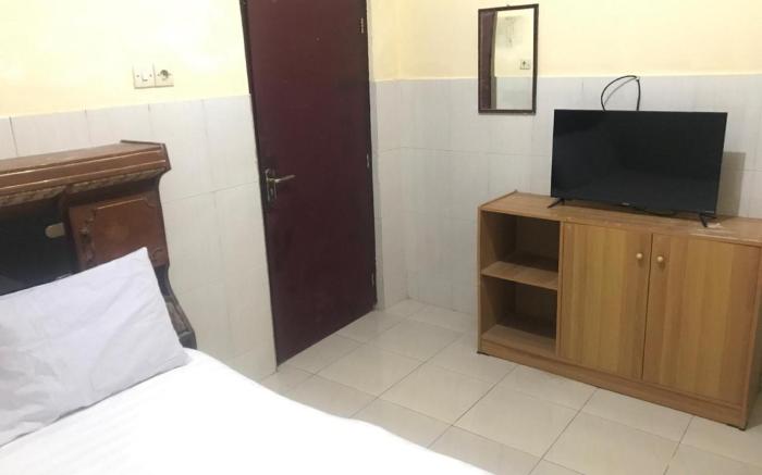 OYO 93864 Wisma Gading Syariah