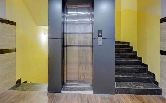 Hotel O Royal Suites