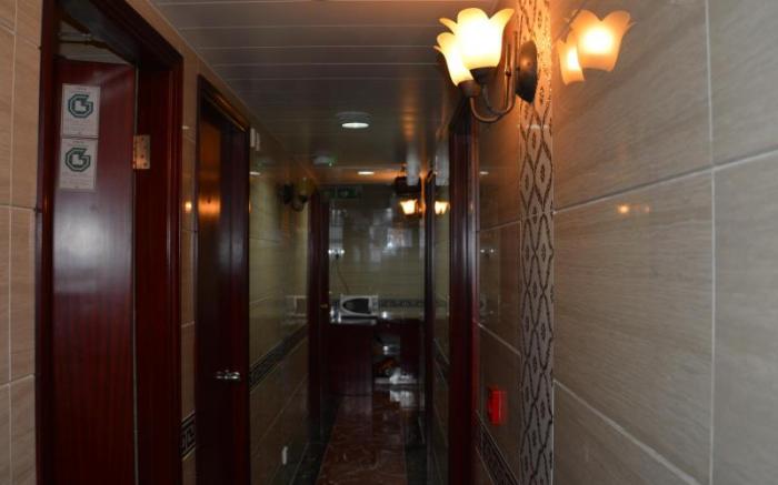 Everest Hostel