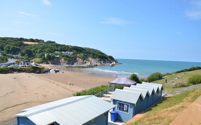 Pabell Pren Glamping by Aberporth Beach Holidays