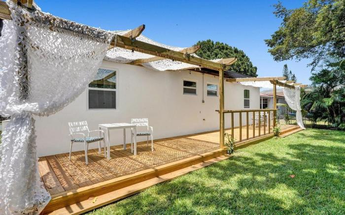 Charming Miami Getaway Near Beaches & Attractions