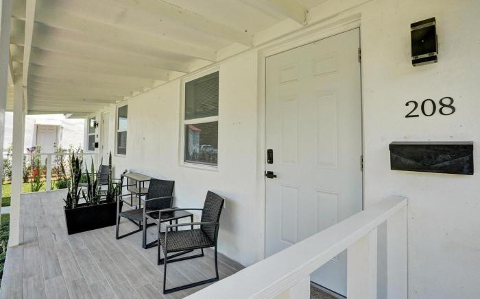 Charming Miami Getaway Near Beaches & Attractions