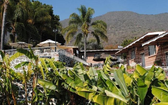 Mama Chuy Hotel & Villas