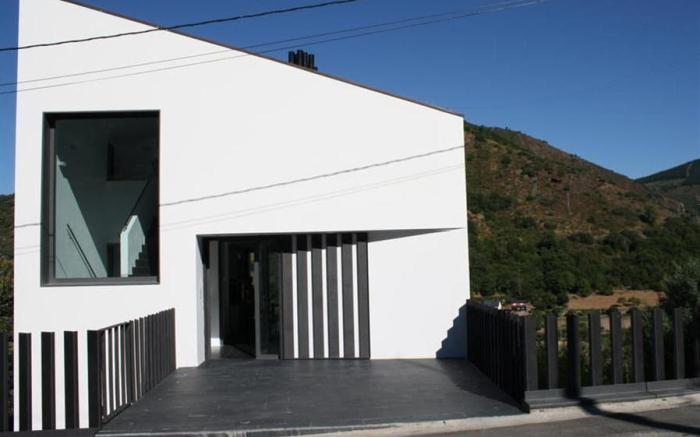 Hostal Tres Campanas
