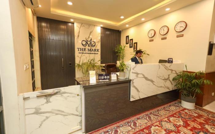 The Mark Suites
