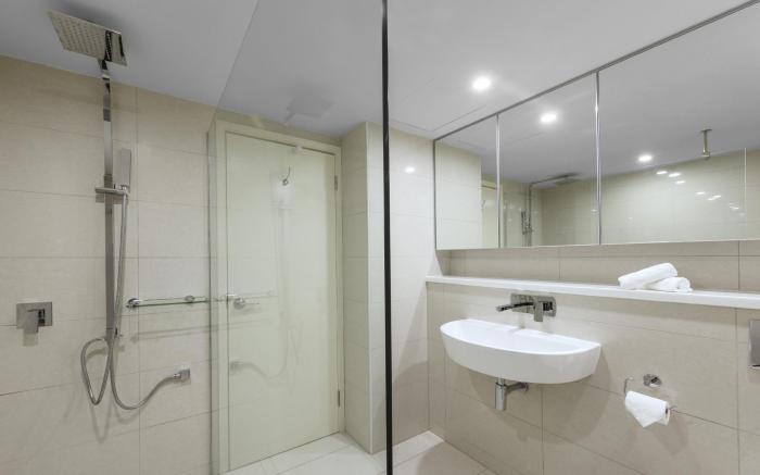 Oaks Darwin Elan Hotel