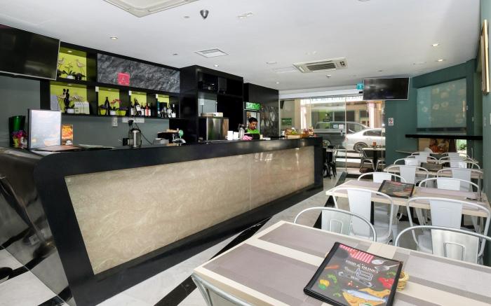 J8 Hotel