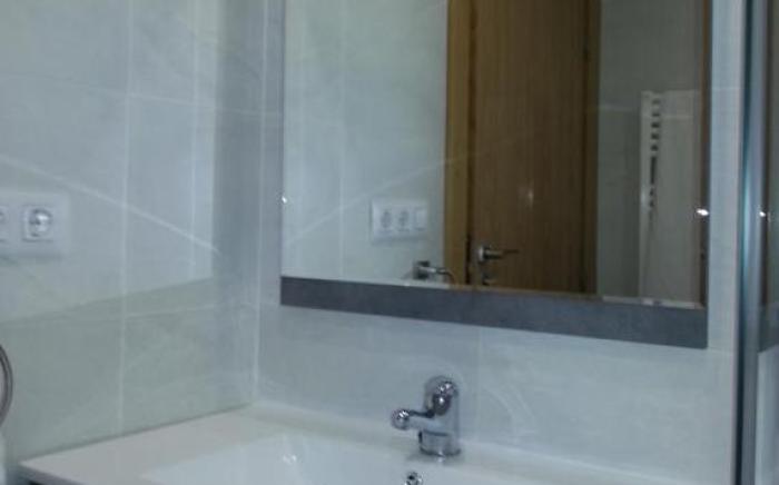 Hostal Meson Del Barro - Alojamientos Pamplona