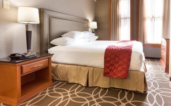 Drury Inn & Suites San Antonio Riverwalk