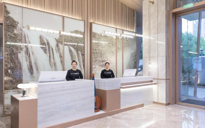 Atour Hotel Guiyang Dashizi Square