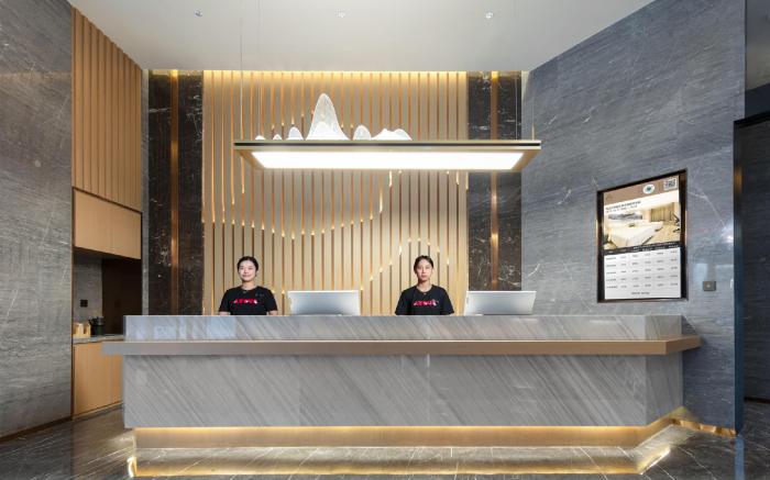 Atour Hotel Jiujiang Railway Station Changhong Avenue