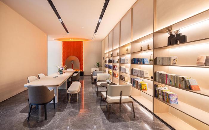 Atour Hotel Hangzhou Xiaoshan Railway South Station Xiaoshao Road