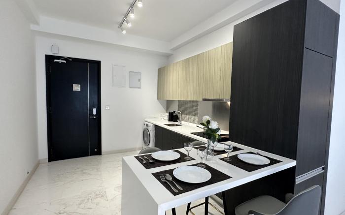 Setia Sky88, Blacky Palace Suite By Antlerzone 