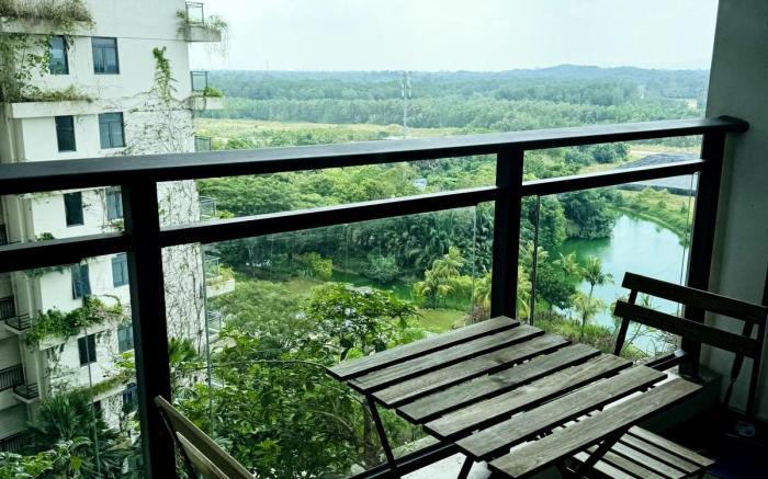 Cozy 2B1R condo Forest City