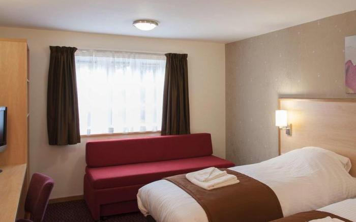 Meadow Farm Redditch by Marstons Inns