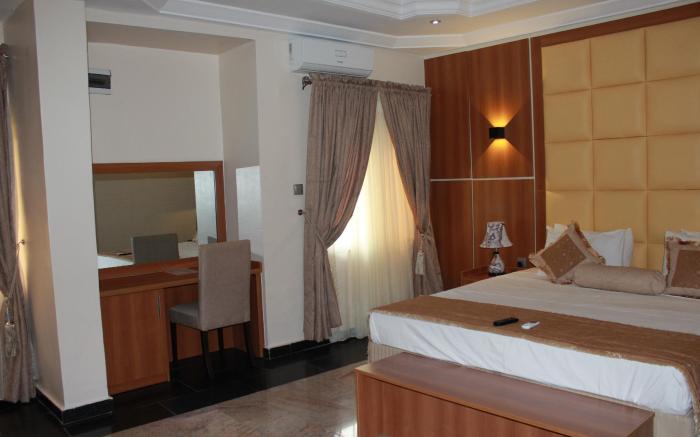 Grand Cubana Hotel