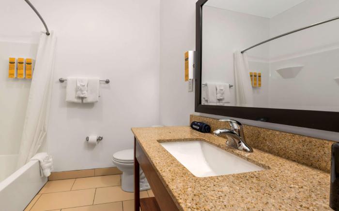 Best Western Plus Covered Bridge Inn